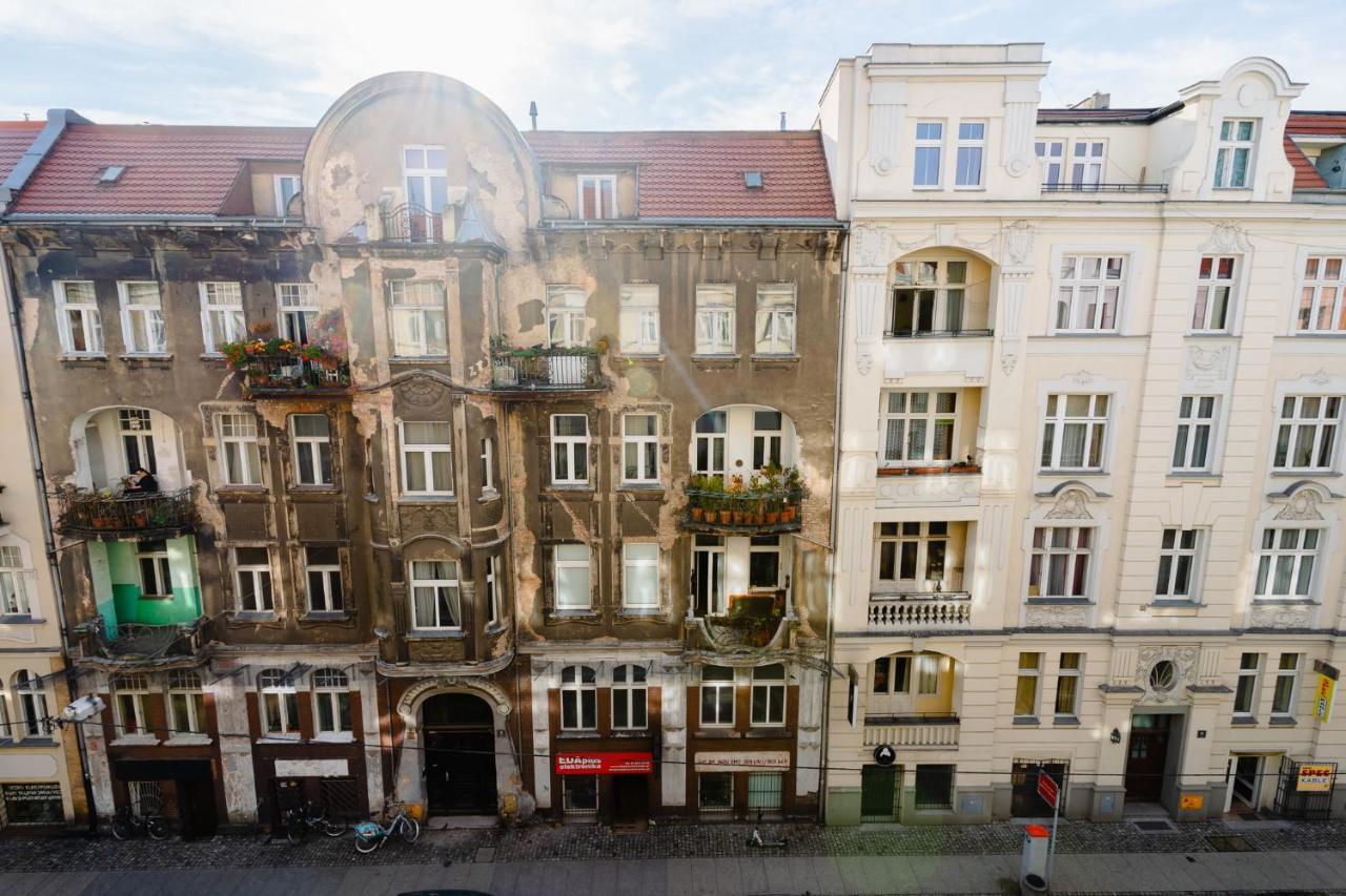 Elegant Very Berry Studios In Poznan Center By Noclegi Renters Buitenkant foto